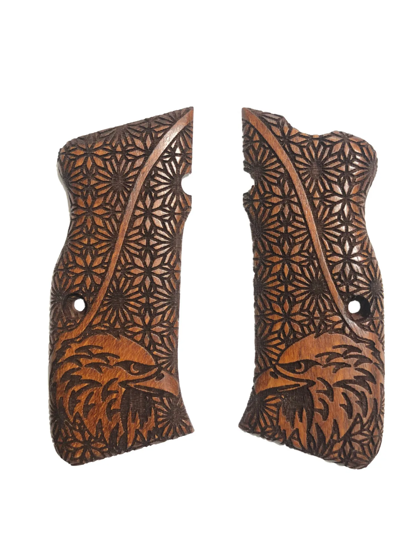 

Unshakable Mega Kýlýnç Special Pattern Eagle Pattern Laser Wooden Grip