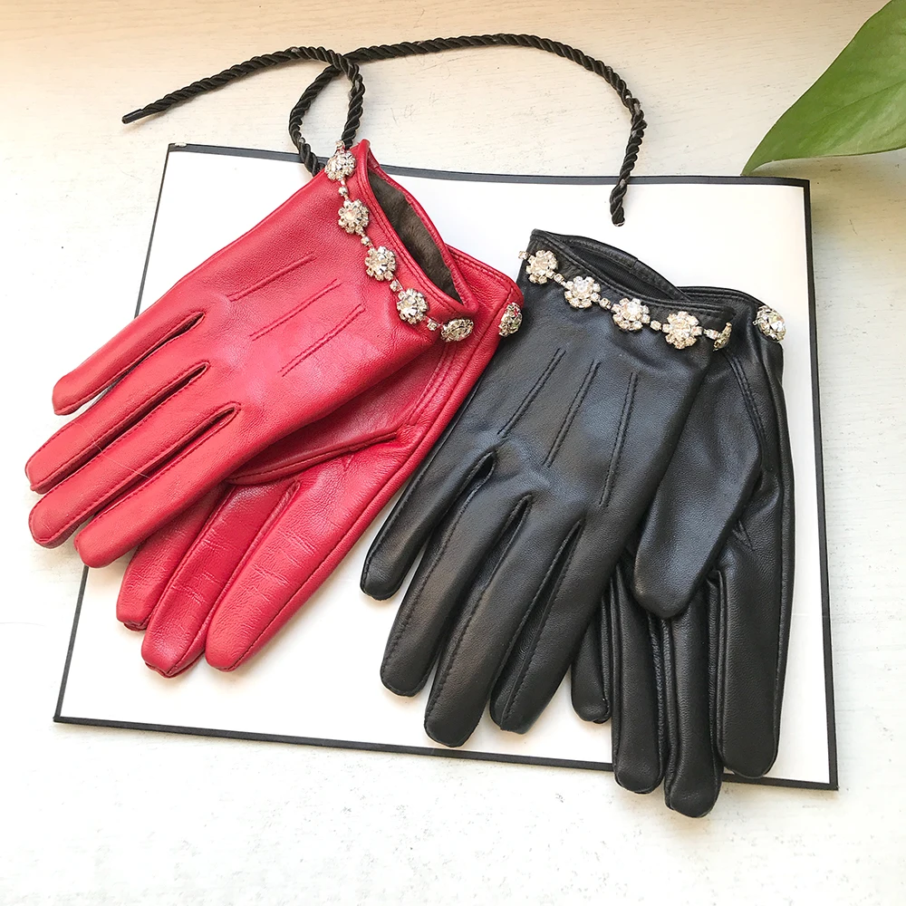 

Women Geniune Leather Gloves With Shiny Diamond Trim Short Style Lambskin Gloves Black Red Leather Gloves Thin Driving Gloves