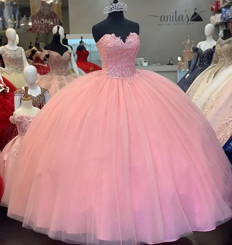 Abito rosa Puffy Quinceanera 2024 Vestidos De 15 Anos Applique in rilievo Tulle formale principessa abiti da festa di compleanno Lace Up