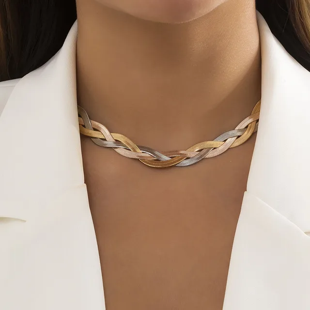 Boho Simple Twist Snake Chain Clavicle Naszyjnik damski Retro 2021 Moda Metal Charm Kolor Naszyjniki Biżuteria dla dziewczynki Prezent dla pary