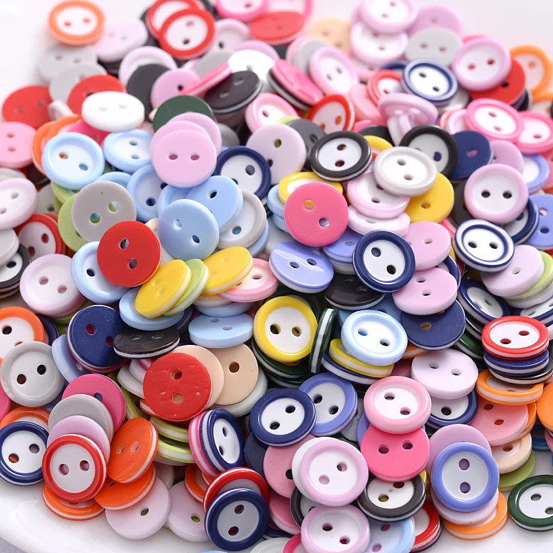 Hot 100Pcs/Pack 2 Holes 18L(11.5mm) Resin Buttons Cute Three Layers Clothes Button Garment Accessories For Women Baby Clothes