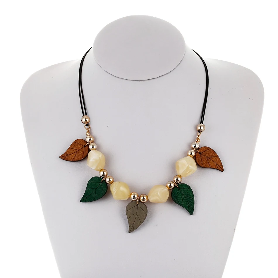 Women\'s Wood Leaf Necklace for Women Geometric Beads Necklaces & Pendants Beaded Statement Necklace New Jewelry for Gifts NR075