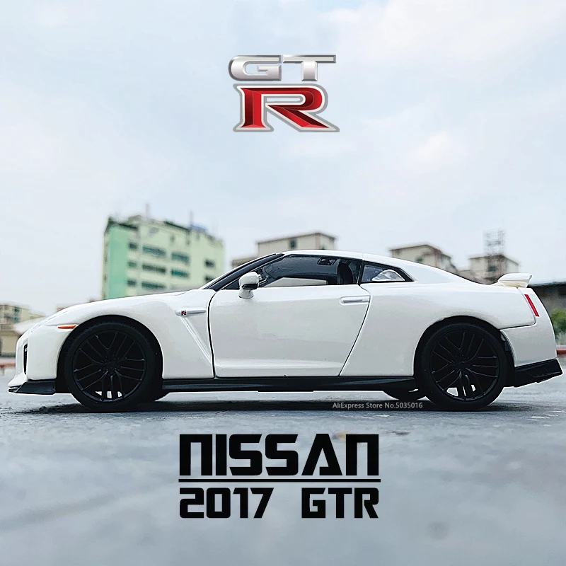 Bburago 1:24 2017 Nissan Ares GTR araba Model çekme Die-cast araçlar oyun oyuncaklar çocuk Favor hediyeler