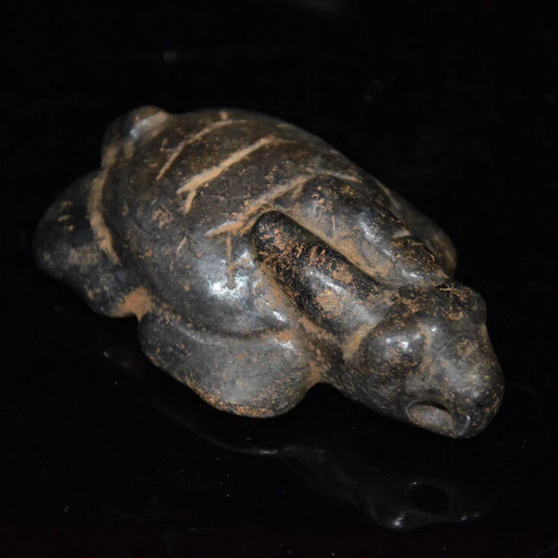China Hongshan Jade Culture Archaize Absorbable Magnetic Black Iron Meteorite Sculpture Dragon Turtle Statue