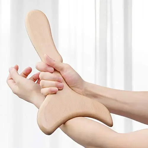 

Wood scrapping board stimulates lymphatic drainage to clean cellulite physiotherapy beech wood scrapping massage soft tissue rol