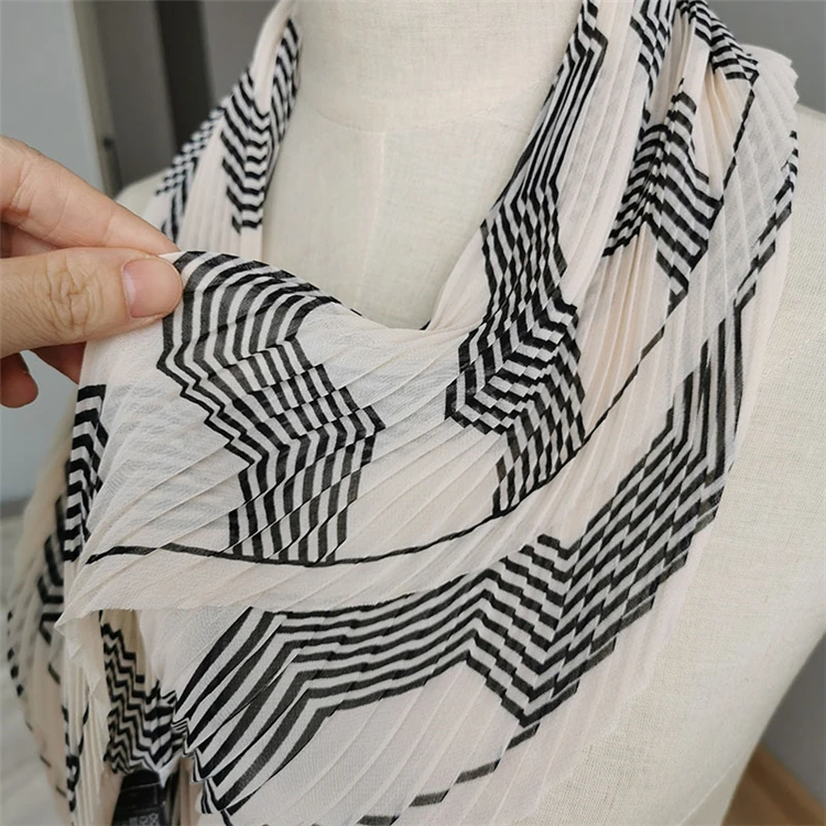 HOT SELLING Miyake pleated Country style diamond stripe scarf IN STOCK