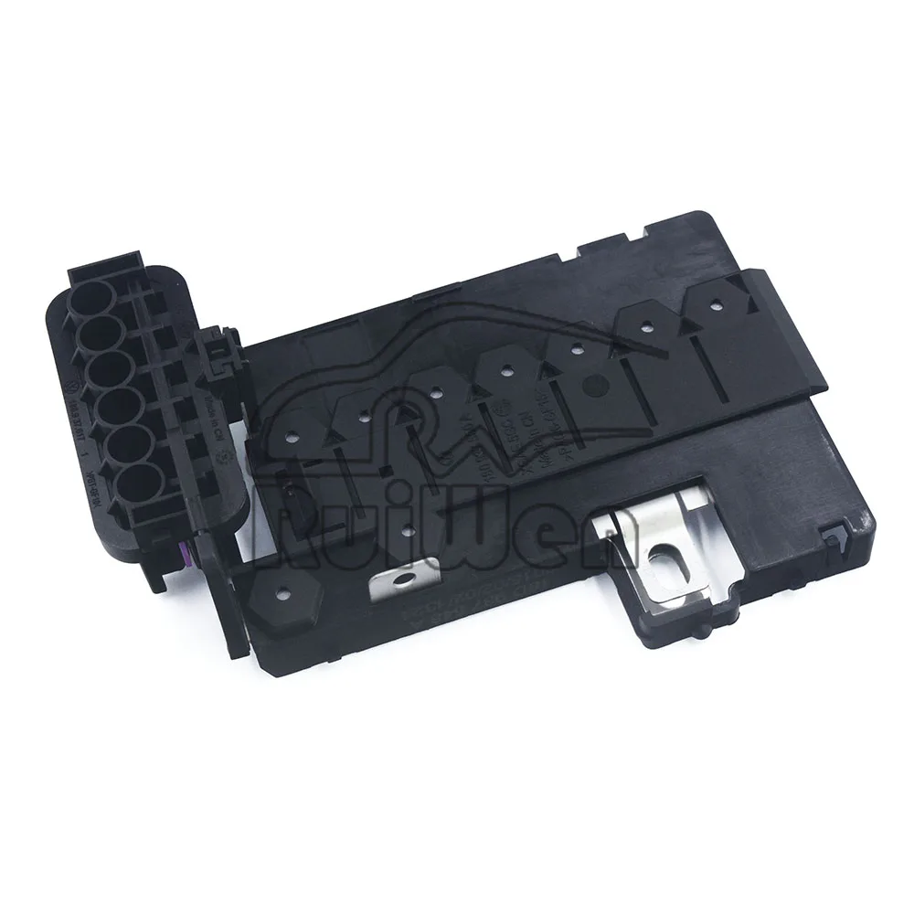 Automotive Circuit Car Insurance Battery Fuse Box Socket Holder for VW Ameo Polo Suran SKoda Citigo Seat Ibiza 6R0937548C