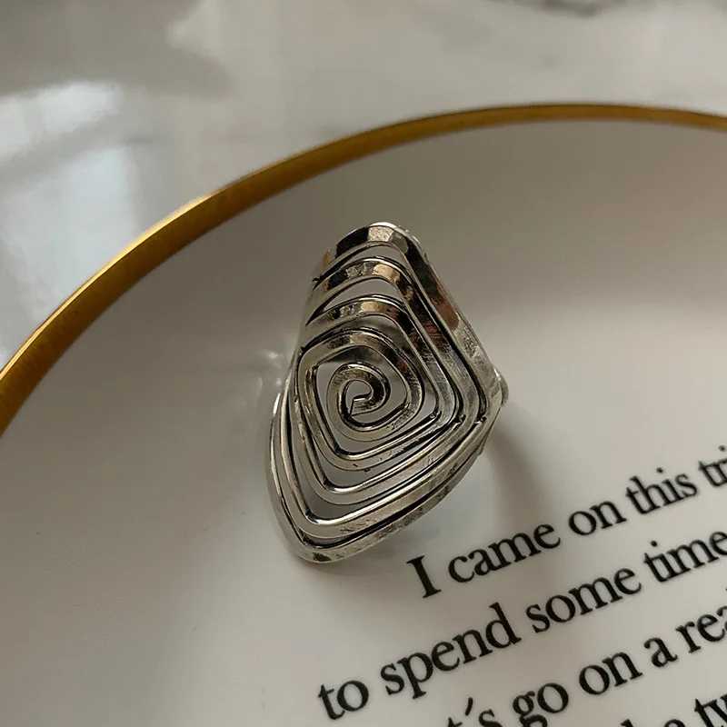 Sliver Color Creative Simple Rhombus Adjustable Rings For Women Vintage Irregular Twist Exaggerated Punk Handmade Party Jewelry
