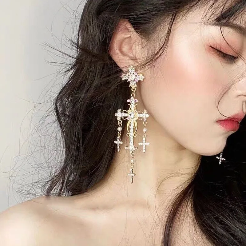 New Palace Style Silver Color Luxury Crystal Cross Dangle Earrings for Women Elegant Tassel Party Jewelry Gifts