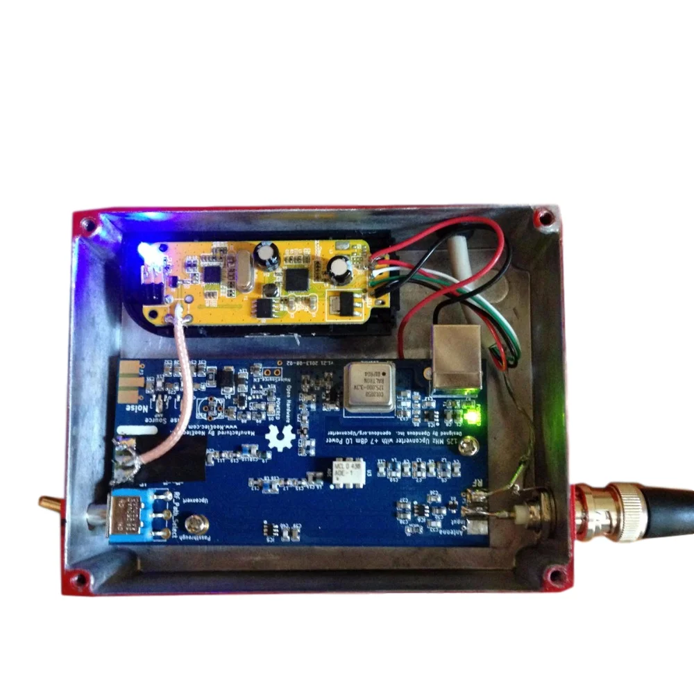 1PC SDR Upconverter Upconverter-125MHz-ADE FOR rtl2832+r820T2 receiver, HackRF One