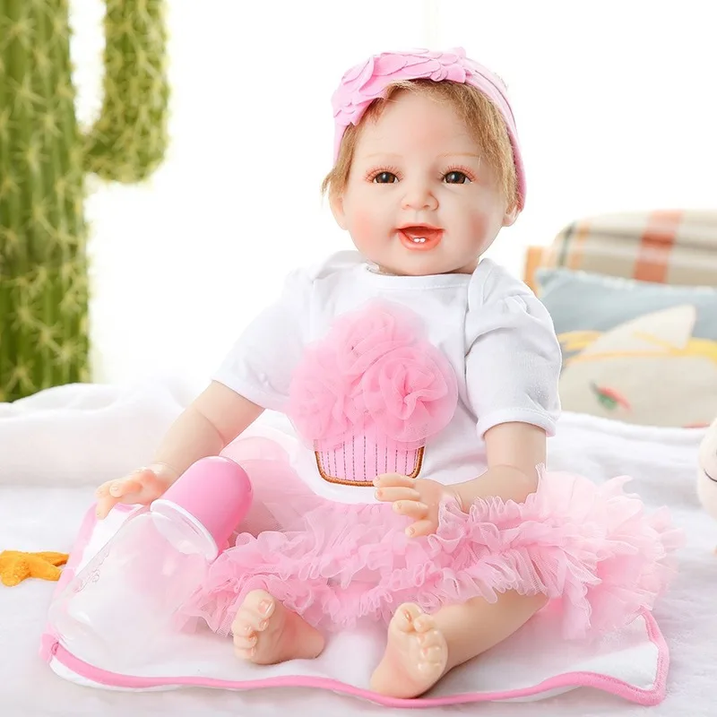 

55cm Novelty Fashion Simulation Baby Rebirth Doll Vinyl Soft Doll Baby Early Education Toys Baby Playmate Birthday Gift