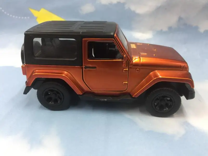 1/32 Out Of Print Color Matching New Special Price Die-cast Metal Classic Off-road Vehicle Model Furniture Display Collection