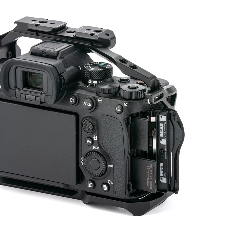 TILTA TA-T30-FCC-B for Sony A7 IV a7m4/a7r5 Full Camera Cage Kit for Sony Alpha7 IV SONY A1/A73/A7S3 DSLR Cameras