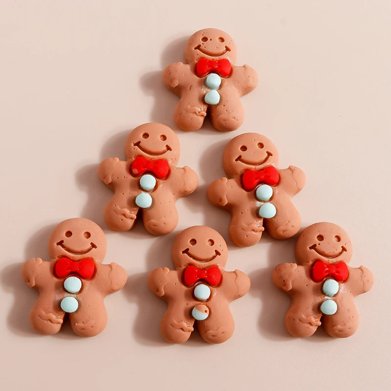 Leslie 10 Stück 22 x 19 mm niedliche Harz-Weihnachtskeks-Lebkuchenmann-Charms mit flacher Rückseite, Cabochon für DIY-Schmuckherstellung, Haarspangen – Detail 3