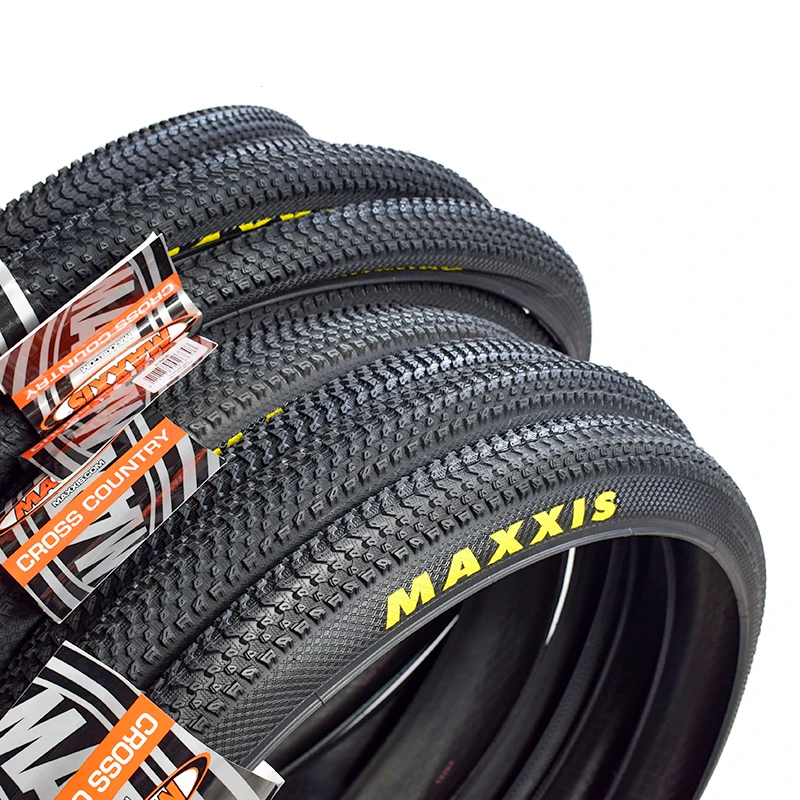 新品未使用　MTBタイヤ マキシス　swampthing 26×2.35　２個 Maxxis Swampthing Tyre Single Ply 26 X 2.35 42a - Free Tube