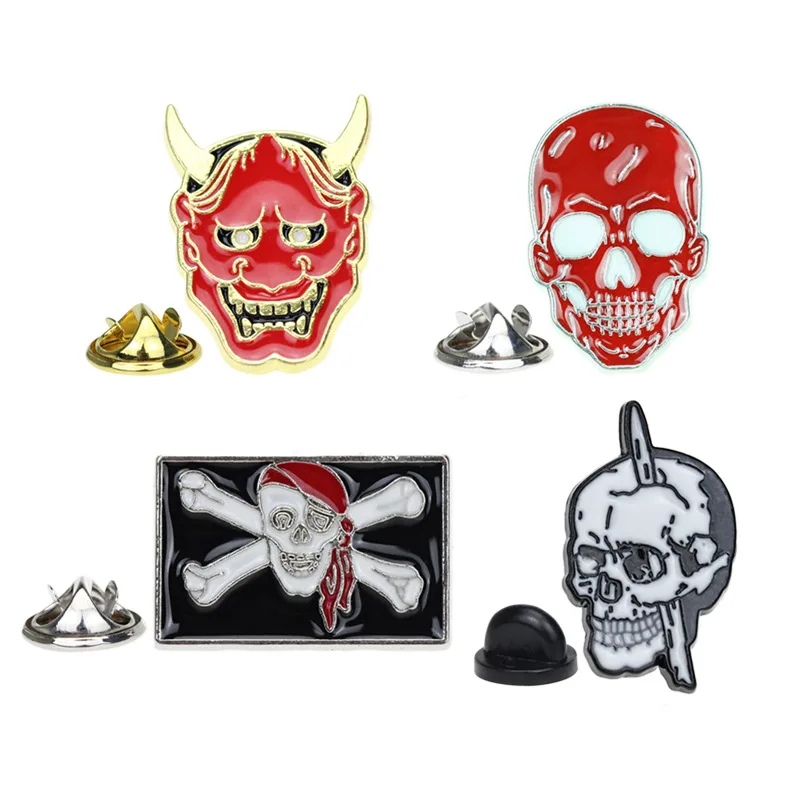 Creative Gothic Horror Skull Enamel Brooch Fashion Jewelry Lapel Halloween Punk  Pirate Pin Jewelry Pendant