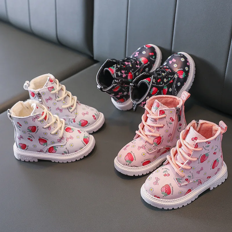 Girls warm cute boots baby British style leather boots autumn winter new princess short boots cute strawberry short boots