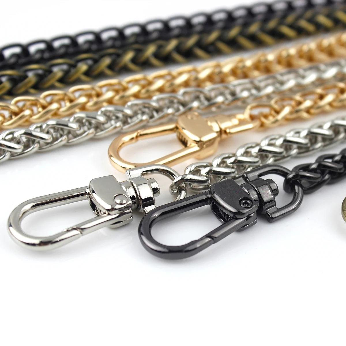 120 cm lange, austauschbare Metall-Drehkette mit Haken für Schultertaschen, Handtaschen, Tragegriffe, Ketten, Umhängegurte, Accessoires und Beschläge. – Detail 5