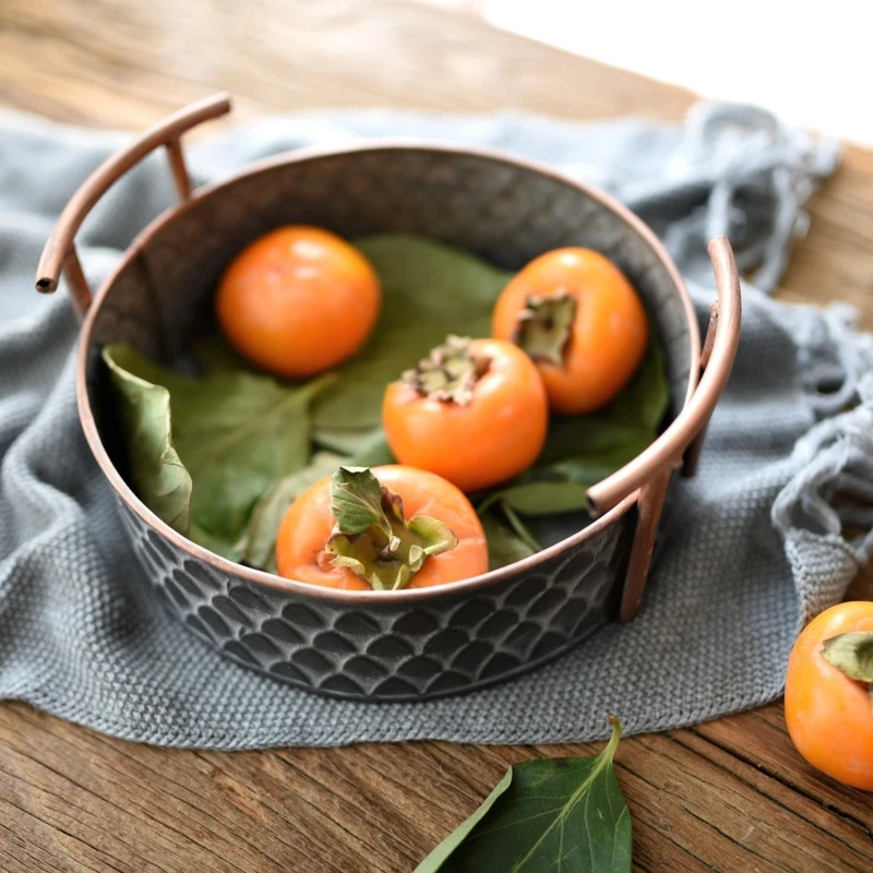 

Round Vintage Old Wrought Iron Storage Basket Kitchen Fruit Bread Dish Iron Tray for Food Picnic Sundry Photography Props Home