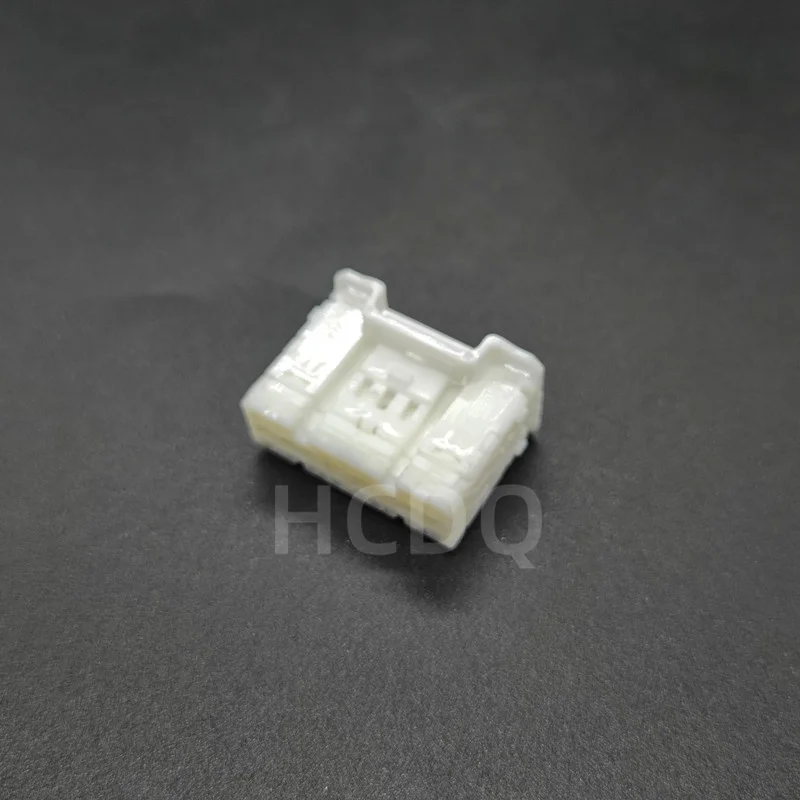 The original 90980-12909 30PIN Female automobile connector shell and connector are supplied from stock