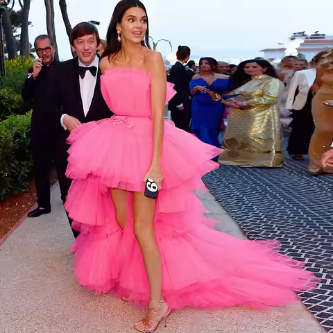 Pink Tiered Celebrity Dress Strapless Short Front Long Back Evening Gowns Formal Party Elegant Princess Graduation 2022