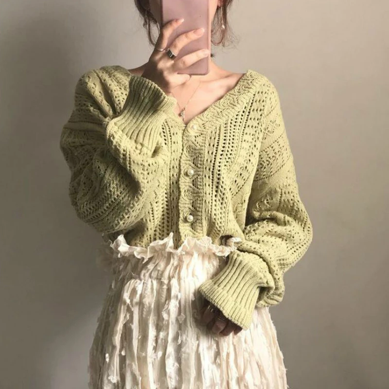 Cropped Cardigan Women Spring Chic Hollow Out Elegant V-Neck Korean Vintage Femme Jumper White Sweet Girls Pearls Lady Knitwear