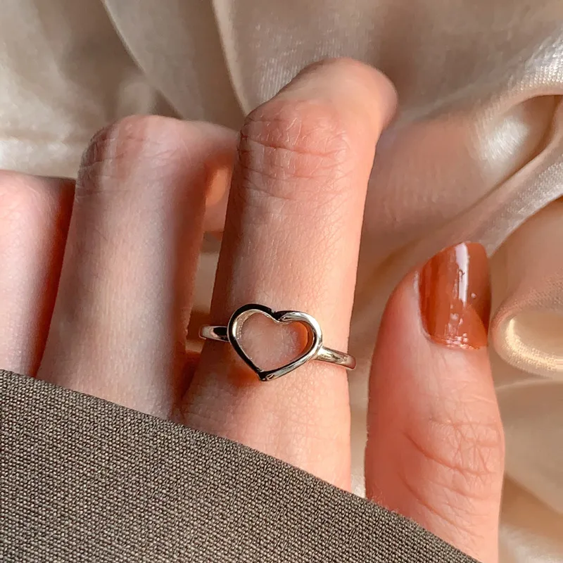 QMCOCO Open Adjustable Silver Color Rings For Women Trendy Elegant Vintage Couples Simple Hollow Out Heart-Shape Party Jewelry