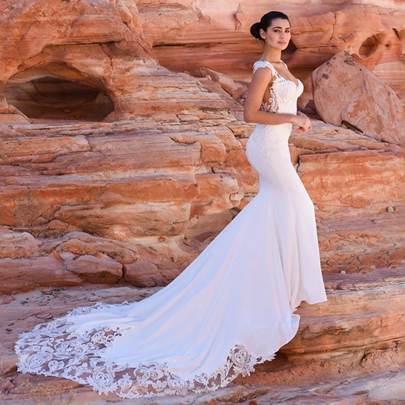 Satin Mermaid Trouwjurk Boho Sexy Mouwloze V-hals Kralen Satin Elegante Vrouwen Bridal Dress Bruidsjurken Lange Trein