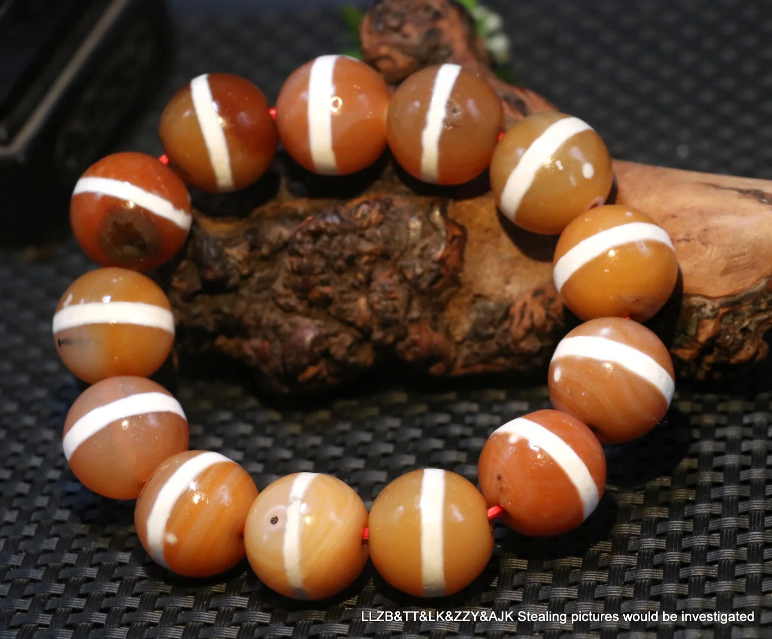 

Magic Power Tibetan Old Agate 1 Line Healer Medicine dZi Bead Bracelet Amulet 3A LKbrother Talisman UPD210084A1