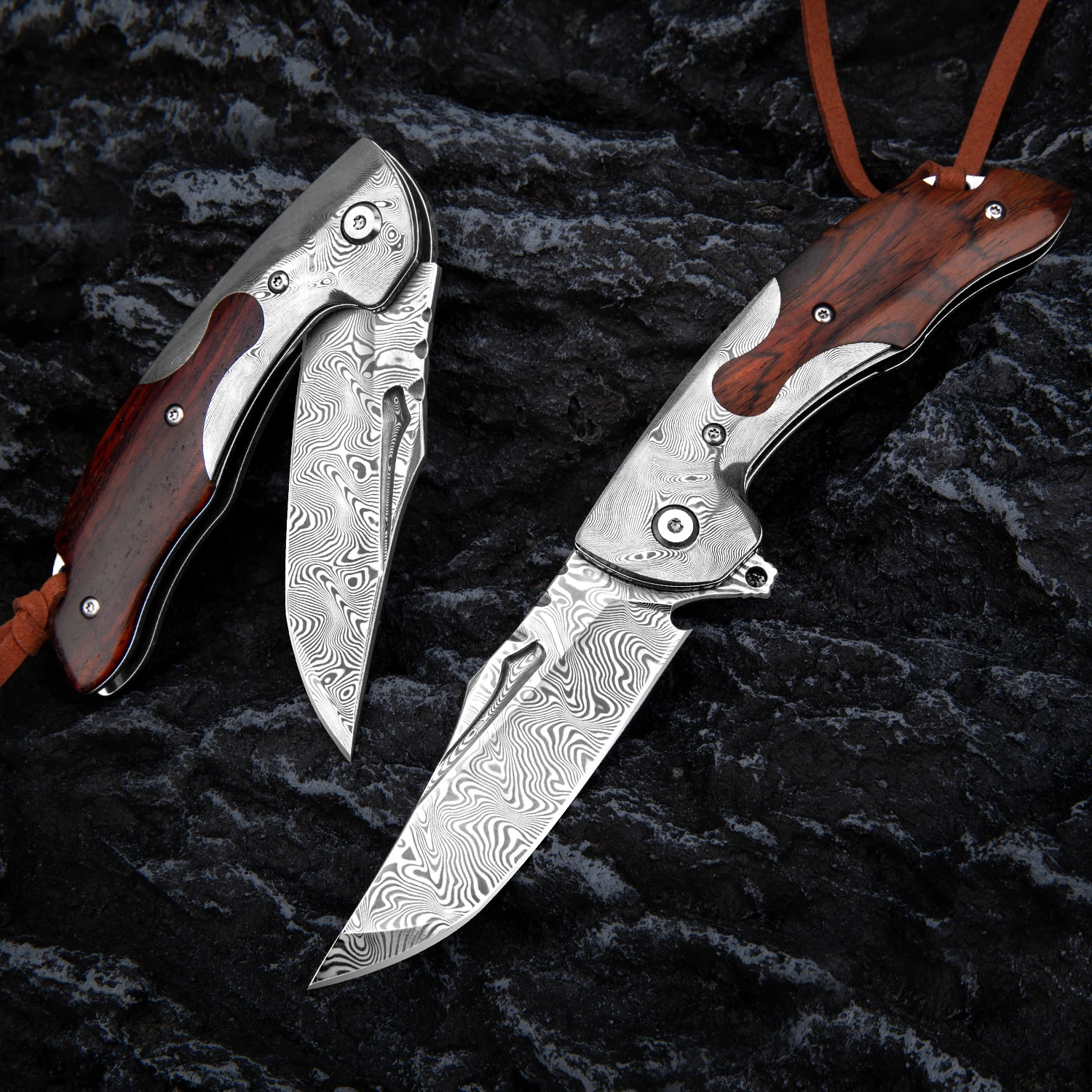Coltello da tasca pieghevole damasco VG10 in stile giapponese con fodero in pelle strumenti da campeggio EDC per attività all'aperto regalo di autodifesa