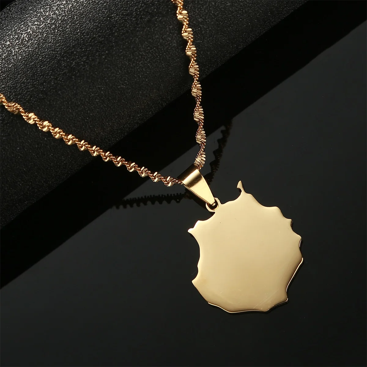 Gold Color Stainless Steel Country Spain Gran Canaria Map Pendants Necklaces For Women Girls Men Tourist Souvenirs Jewelry