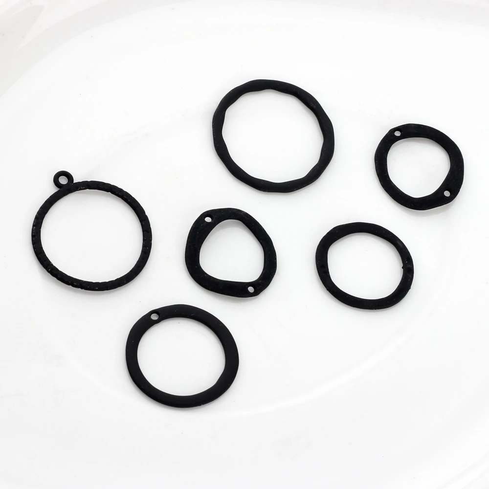 Zinc Alloy Spray Paint Black Rubber Paint Hollow Round Circle GeometryCharms 6pcs/lot For DIY Jewelry Making Finding Accessories