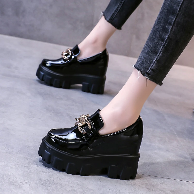 New 2021 Autumn Women Patent Leather Chunky Sneakers Breathable Chain High Heels British Style Platform Casual Shoes Woman 10cm