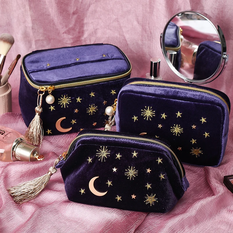 Cute Star Embroidered Velvet Cosmetic Bag Travel Fashion Women Cosmetics Makeup Bag Large Capacity Women Wash Bag WY81102