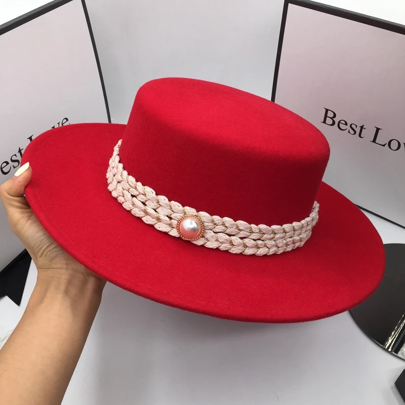 In the spring and autumn winter French style fragrant fashionable wool red hat for women ceiling fedoras