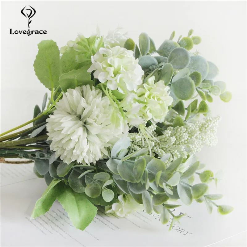 Artificial Silk Pompon Luckyball Flowers Bouquet Green Eucylaptus Silk Flores Wedding Bouquet Home Party DIY Decor Fake Flowers