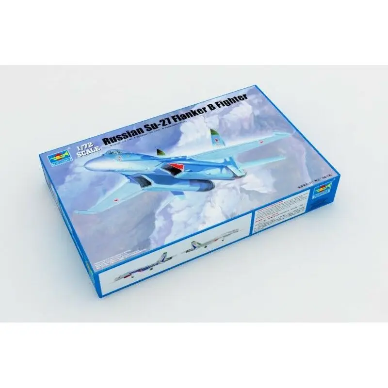 Trumpeter 01660 1/72 Russian Su-27 Flanker B Fighter - Scale Model Kit