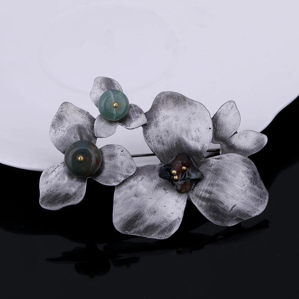 Vintage Antique Leaf Flower Shape Brooches Plant Jewelry Imitation Pearl Pin Brooch Men & Women Wedding Costume Accessories