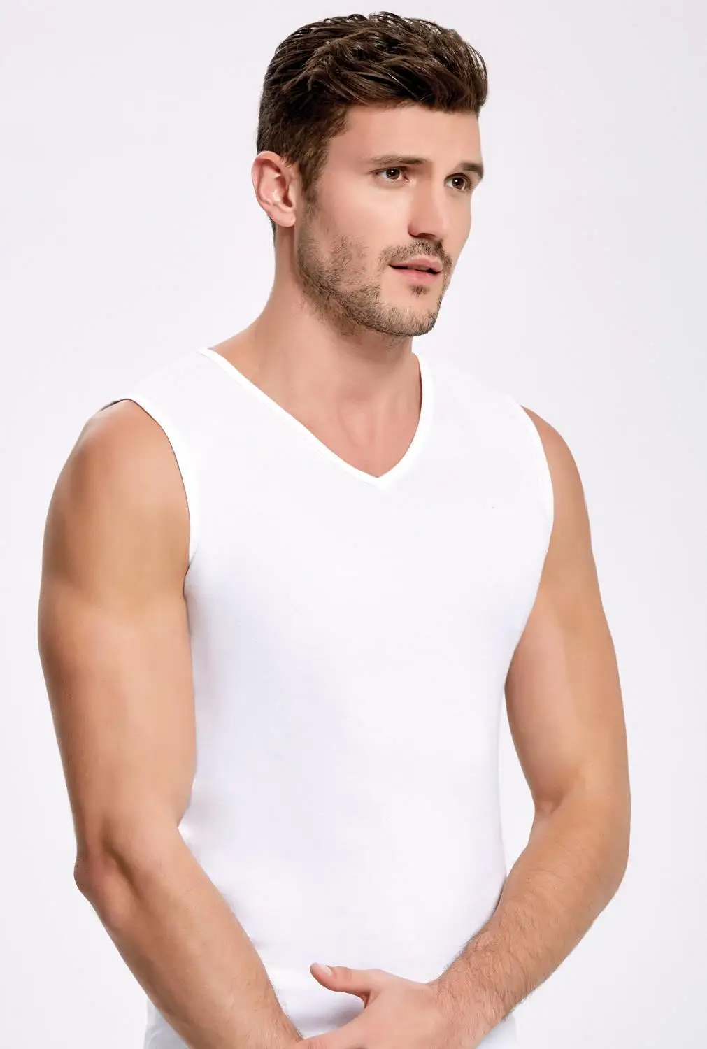 İlke V Collar White Undershirt