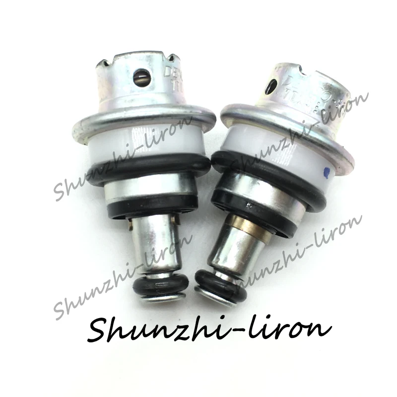 

2pcs 23280-21010 Fuel Injection Pressure Regulator For Toyota Corolla Avalon Camry Matrix Highlander Prius RAV4 Yaris Lexus GS