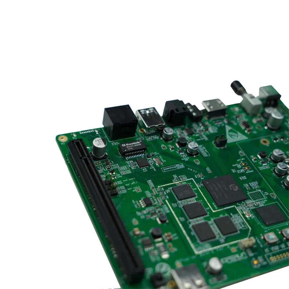 Плата разработки поддерживает телевизионную систему на основе чипа Hi3798cv200