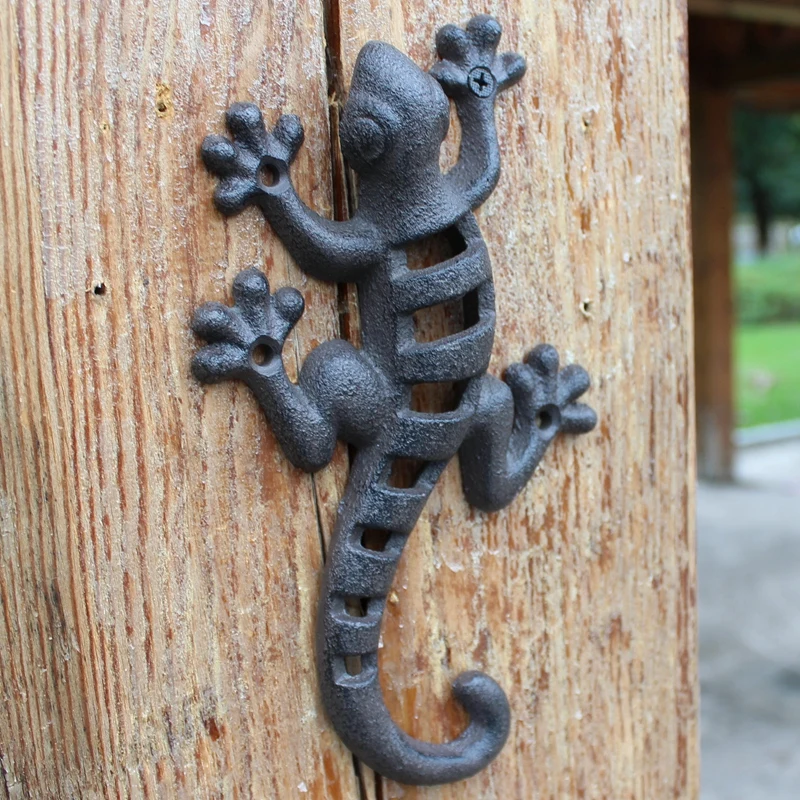 Black Cast Iron Gecko Wall Lizard Figurines European Vintage Home Garden Bar Wall Decor Metal Animal Statues Handmade Sculpture