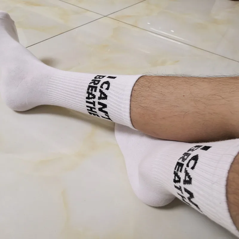 I can\'t breathe socks men and women cotton socks Funny Letter Halajuku Hip-hop Street Skate Socks Hosiery Black white casual sox