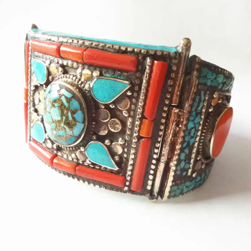 BB-485 Indian Dancing Open Cuff Bangle Locket Nepal Vintage Jewelry Big Bangles for Big Women