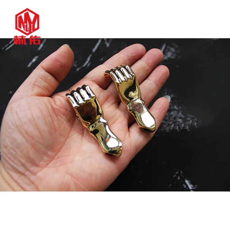 1PC Left Hand Right Hand Shape Brass Creative Bottle Opener EDC Tool