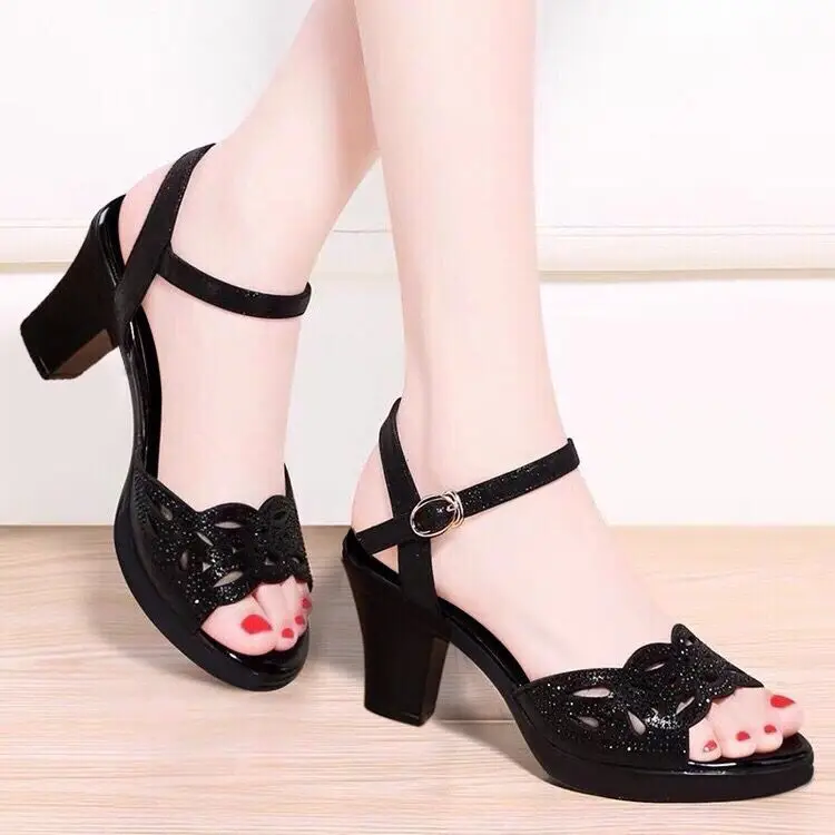 New Rhinestones Thick Heel Women Sandals Peep Toe Square Heels Ladies Sandals Buckle Solid Black Women High Heels Sandals