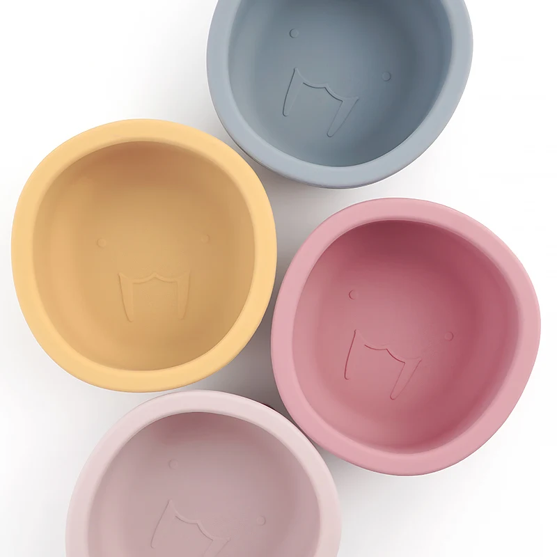 Filles d'alimentation en silicone souple pour bébé, ustensiles pour enfants, étanche, sans BPA, solide, ventouse, plats pour bébé, assiette pour bébé, nouveau