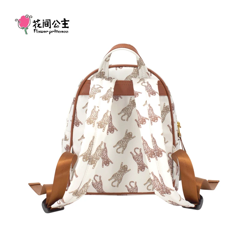 Mochila Flower Princess Crouching Tiger para mulheres, bolsa de viagem de tecido de nylon preto, mochilas femininas, nova moda, outono, inverno, 2024