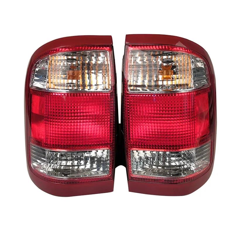 For Nissan PATHFINDER Terrano Regulus Tr50 R50 Rear Brake Light Turn Signal 26550-2W625 26555-2W6251996 to 2004