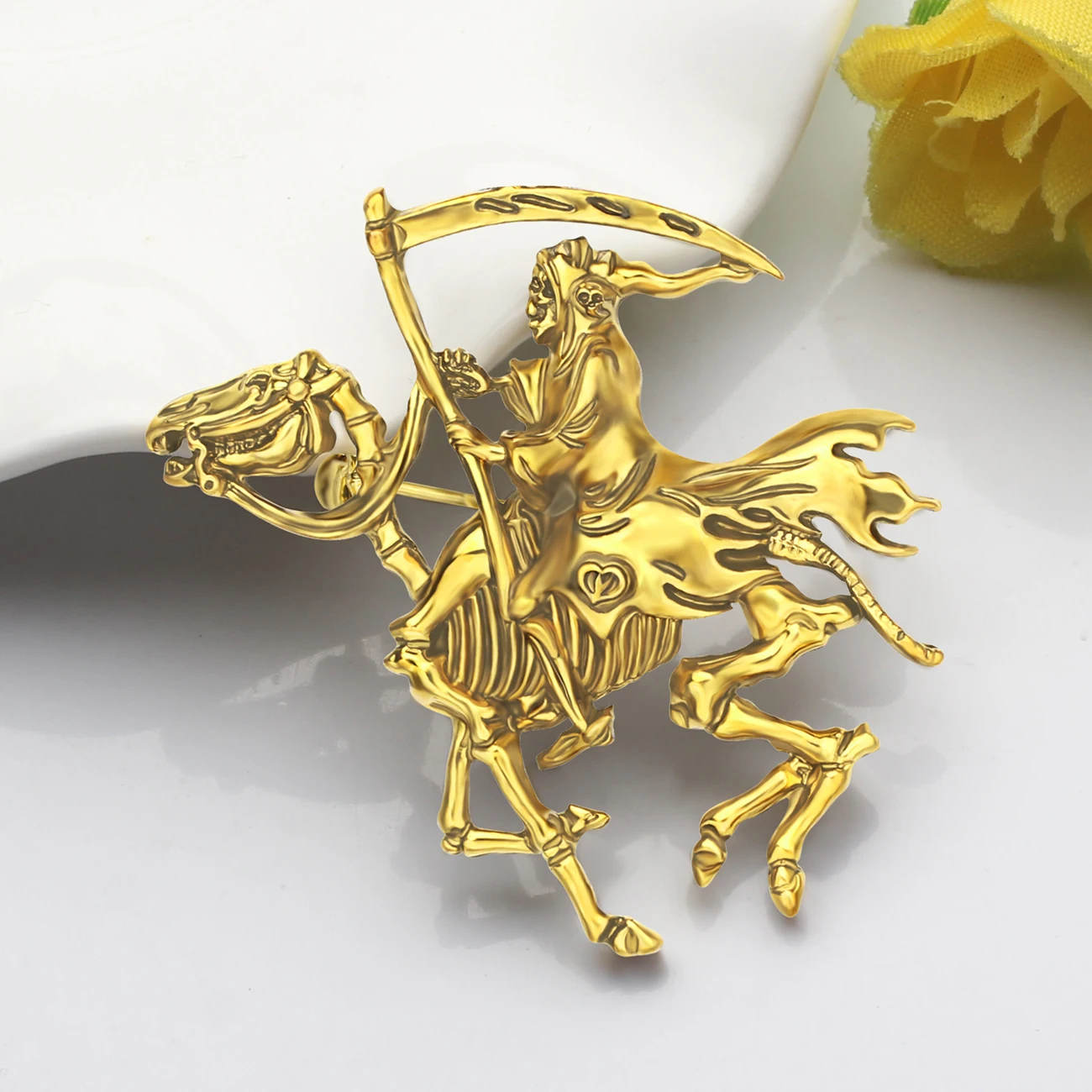 Bonsny 合金アンティークゴールドメッキハロウィングリム死神ブローチスカルスケルトンピンジュエリー女性女の子ギフトアクセサリー